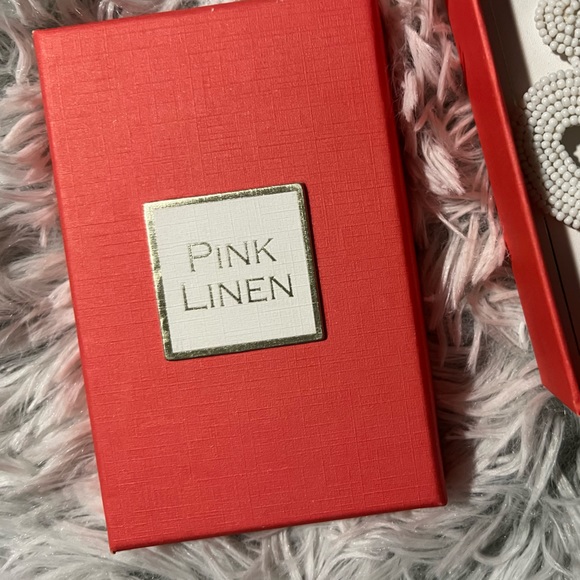 NIB • Pink Linen Hand Beaded White Heart Earrings - Picture 5 of 8